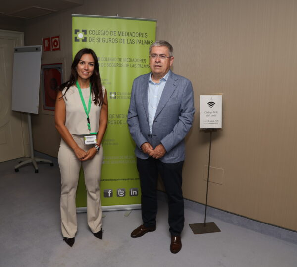 Presencia Institucional del Alcalde en la V Jornada del Mediador de Seguros en Canarias