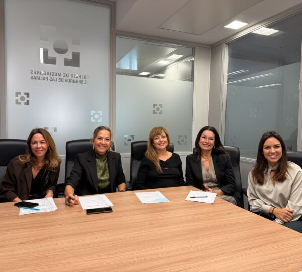Las mujeres que están transformando el futuro del seguro en Canarias